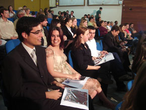 Recém-formados em Jornalismo recebem homenagem (Foto de :Ariane Pereira)