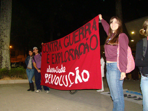 Estudantes protestam contra aumento (Foto de :Marcio Rocha)